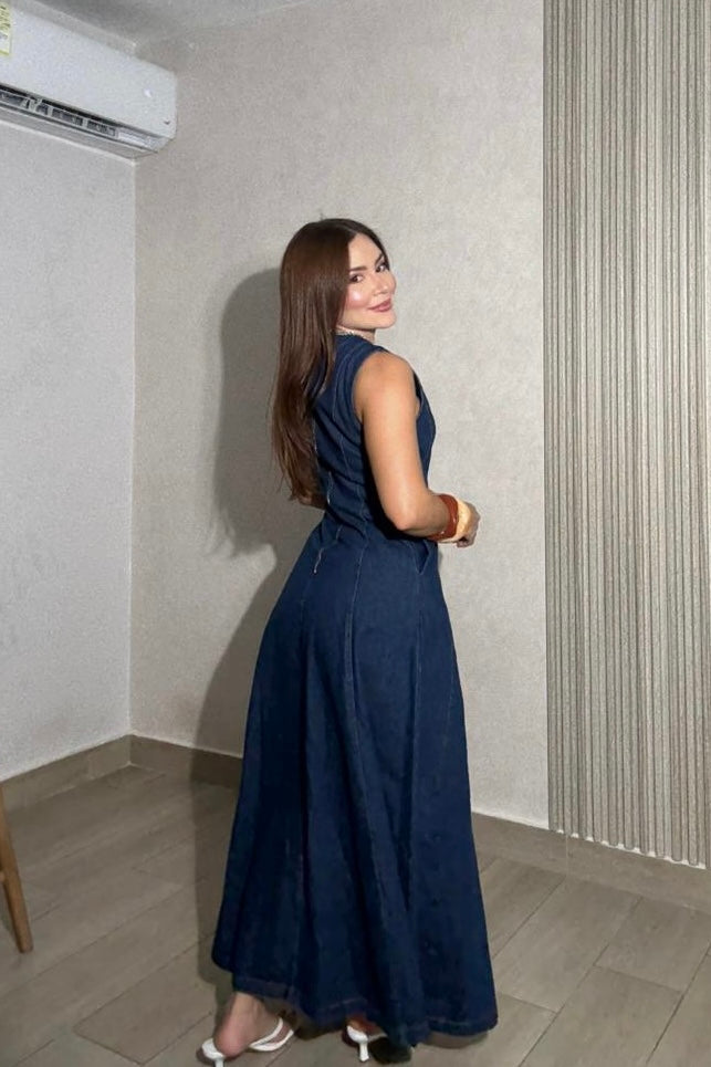 Elaris Maxi Dress