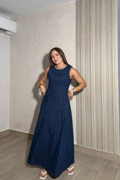 Elaris Maxi Dress